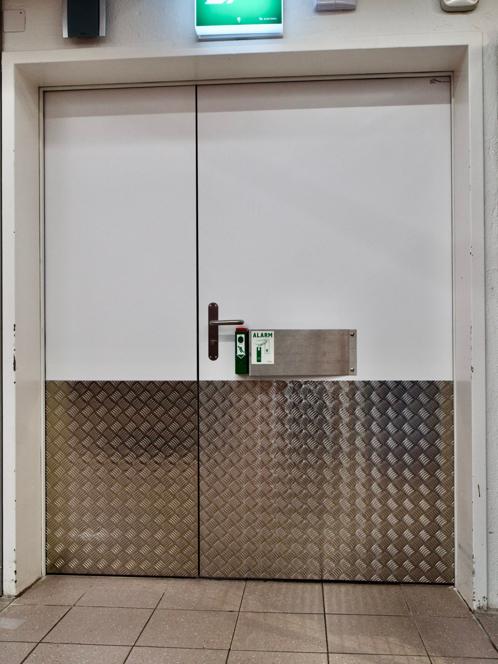 Porte magasin_1